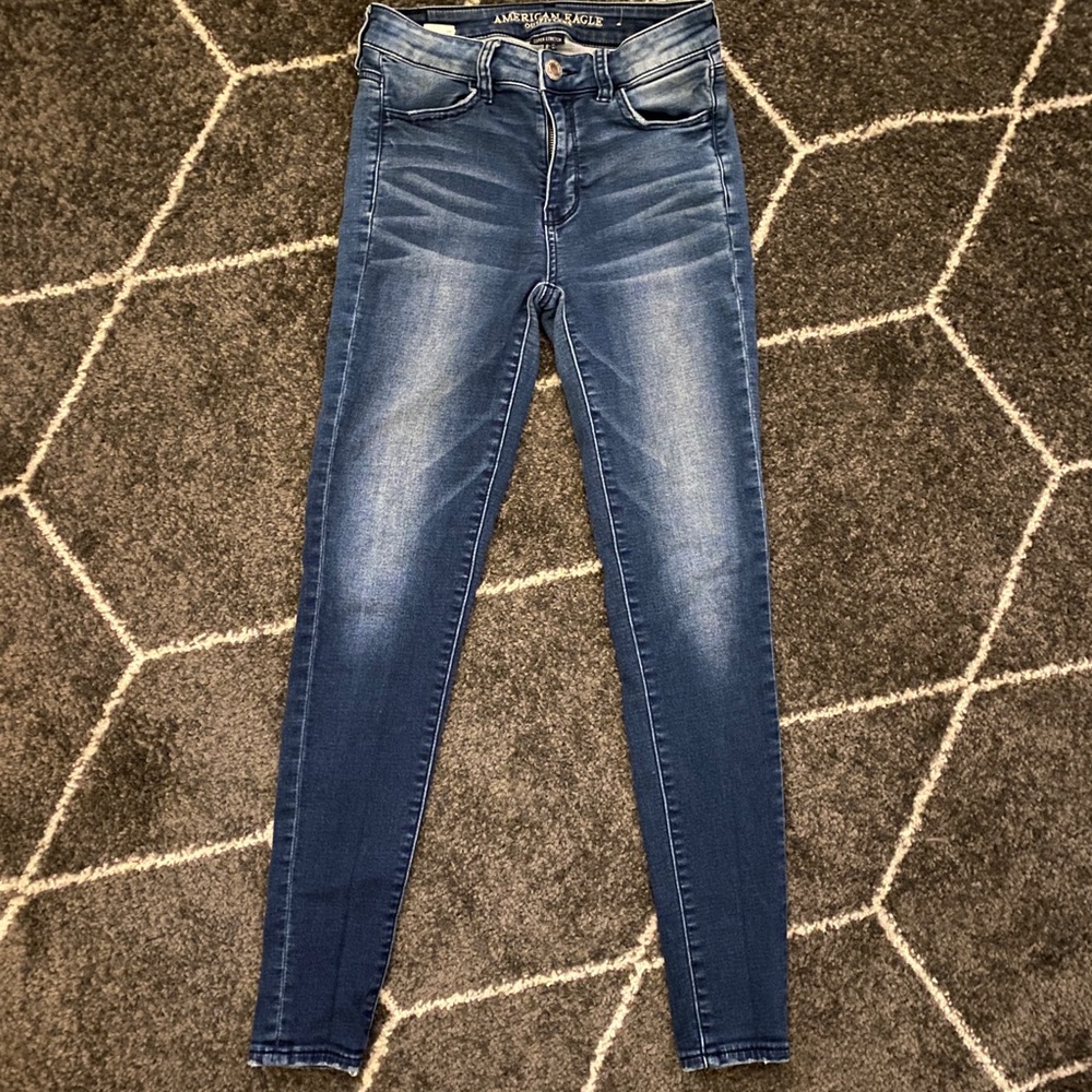 American Eagle high rise distressed jeggings